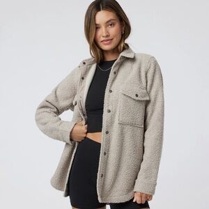 NWT Vuori Sycamore Shirt Jacket in Dark Salt